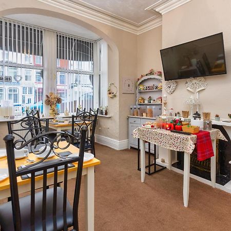 Friends Hotel Blackpool Ngoại thất bức ảnh